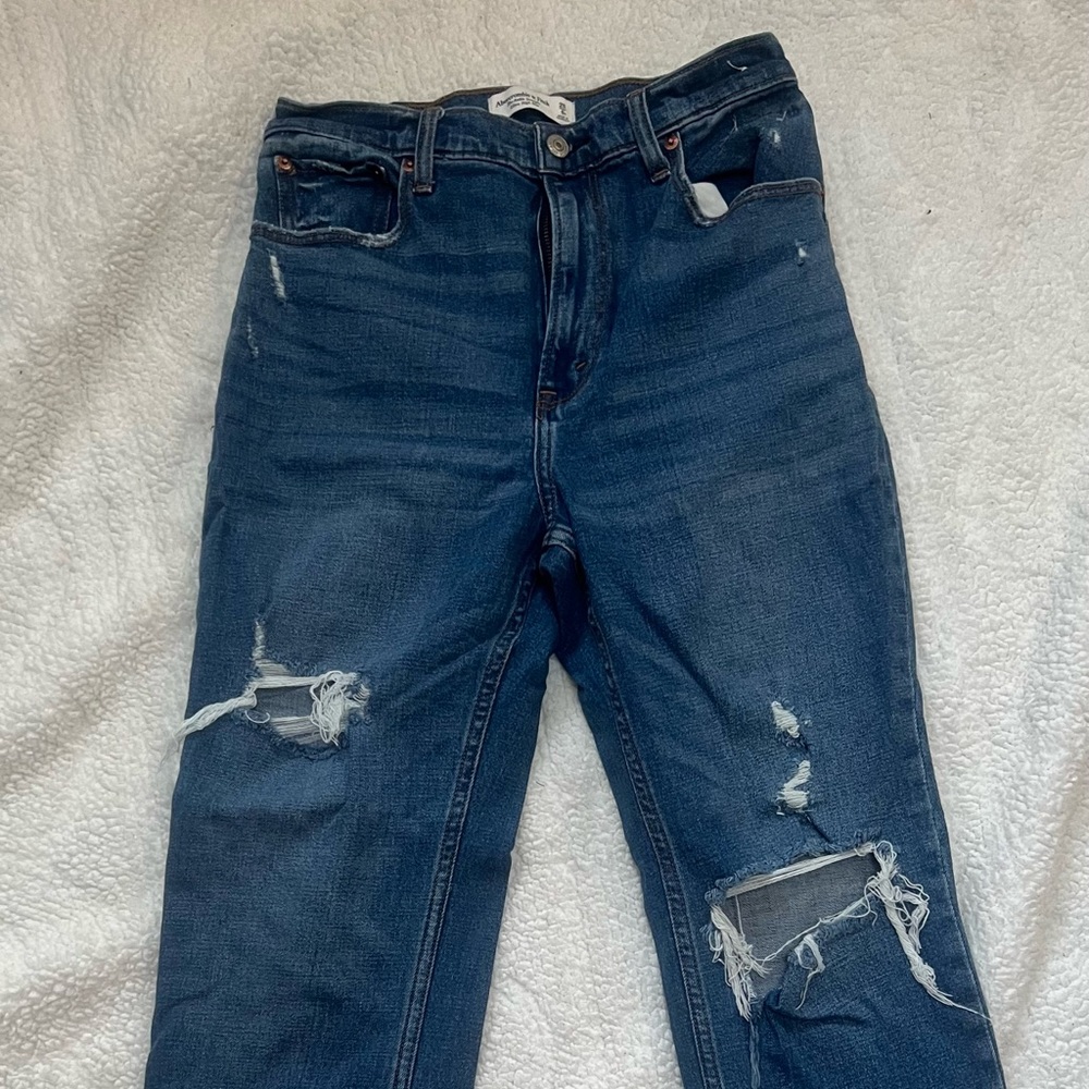 Abercrombie mom jeans